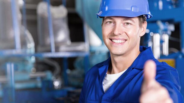 How to Become a Top Employer for Blue Collar Workers